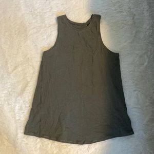 Lululemon tie back tank sz 2 grey sage